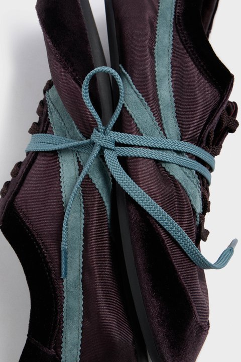 Кеды с полосками