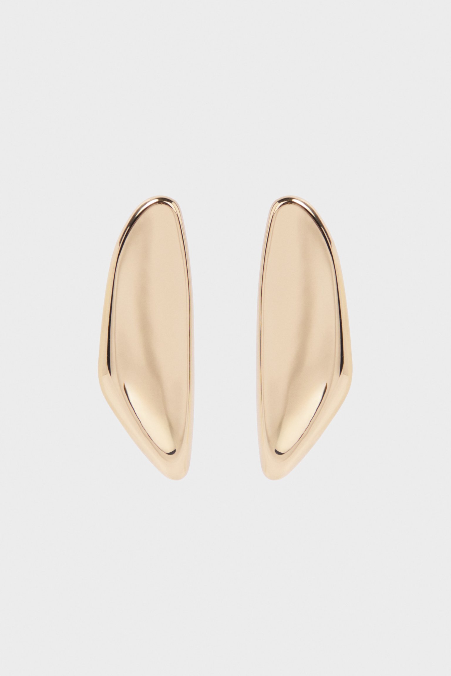 Фигурные серьги из металла