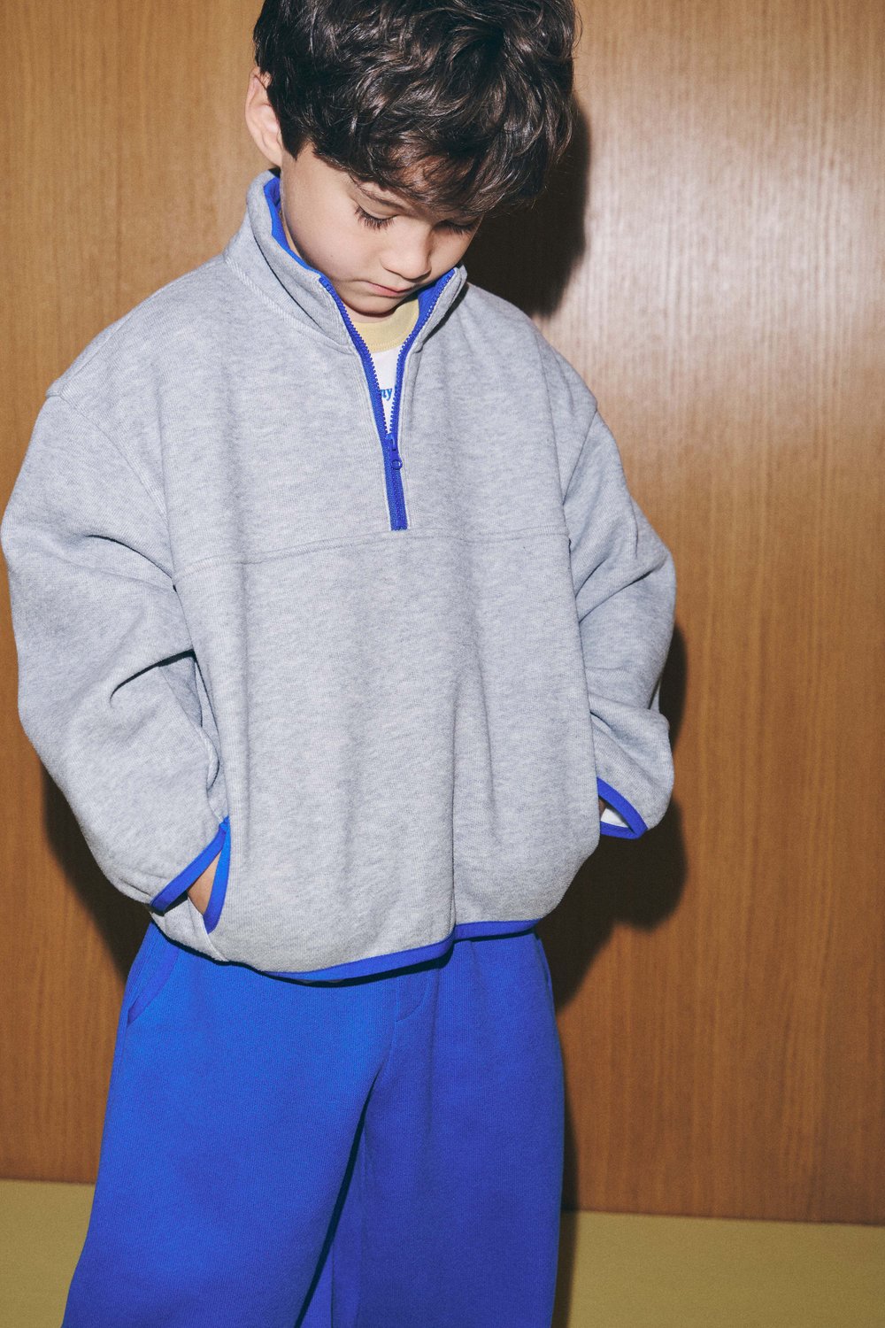 Контрастная толстовка из трикотажа джерси