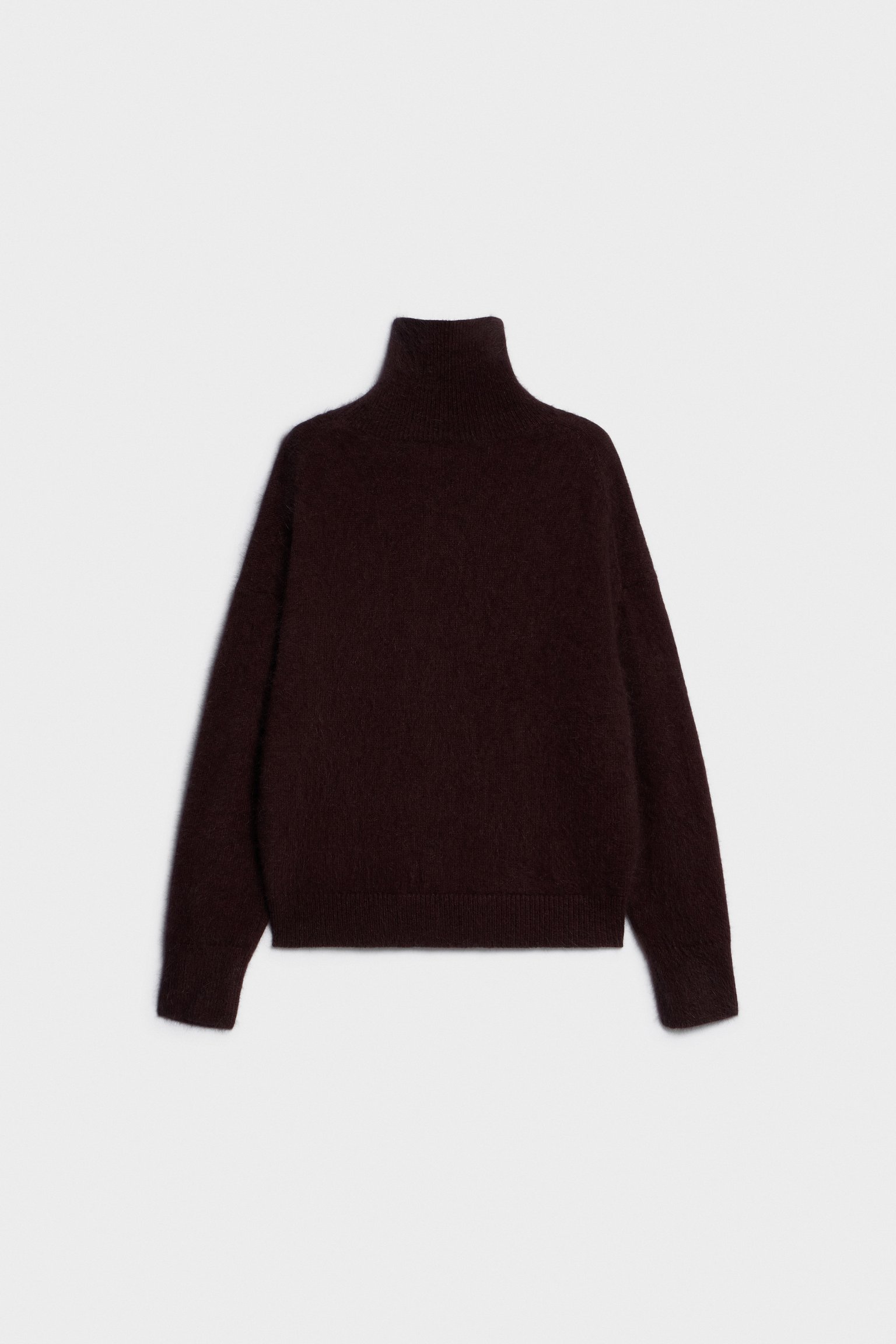 Свитер из ангорской шерсти