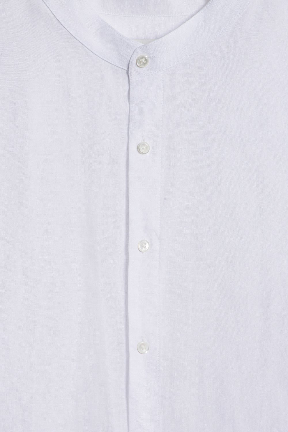 Льняная рубашка с воротником-стойкой