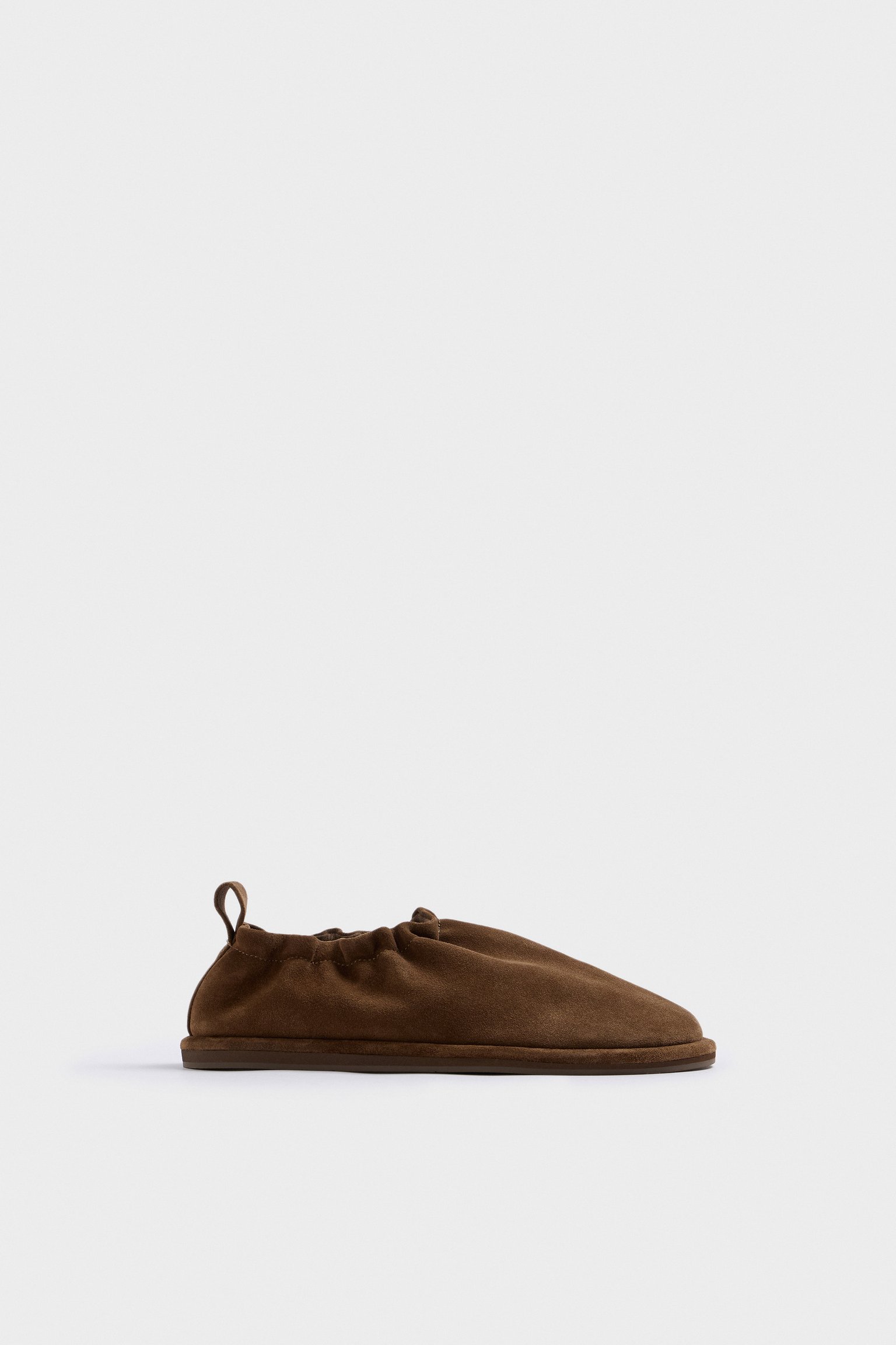 Замшевые слипоны
