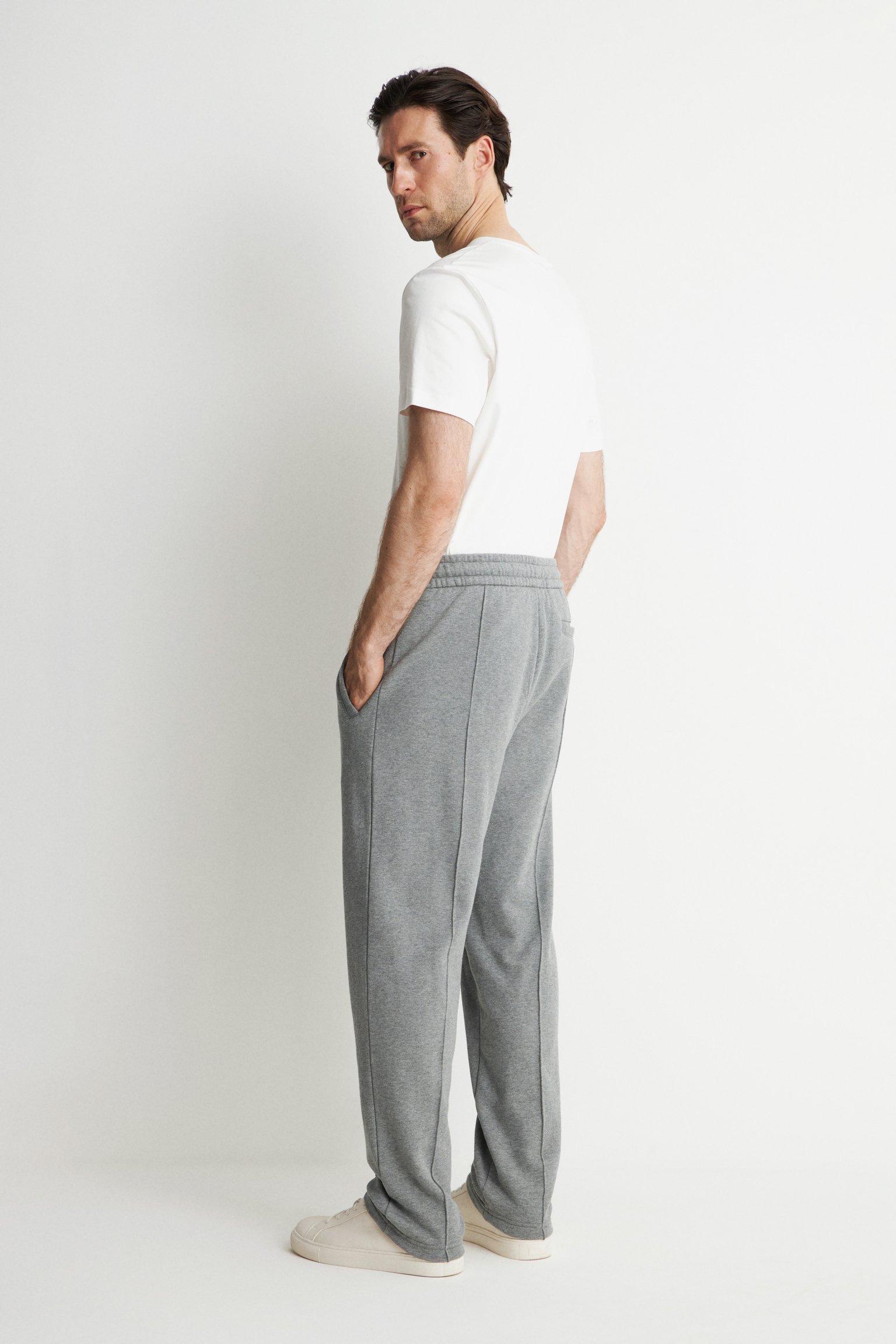 Зауженные брюки из хлопка
