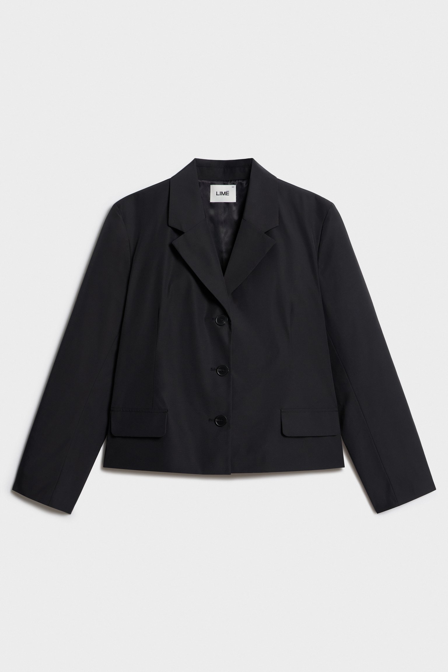 Блейзер из технологичной ткани