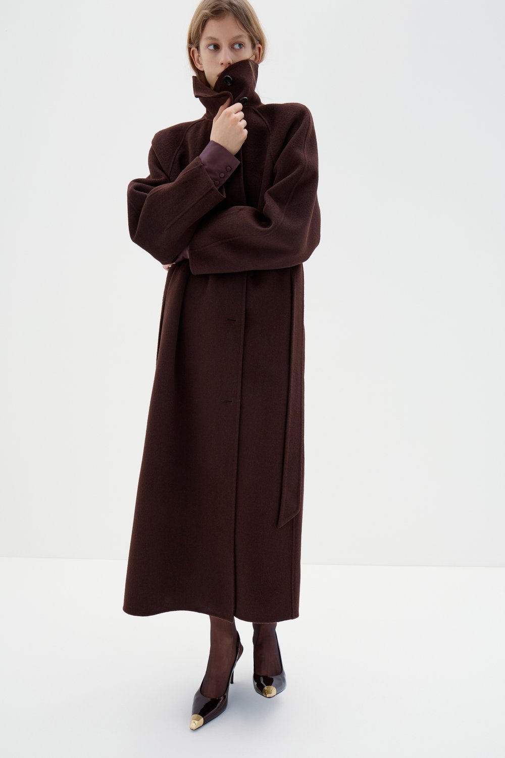 Пальто ручной работы с поясом