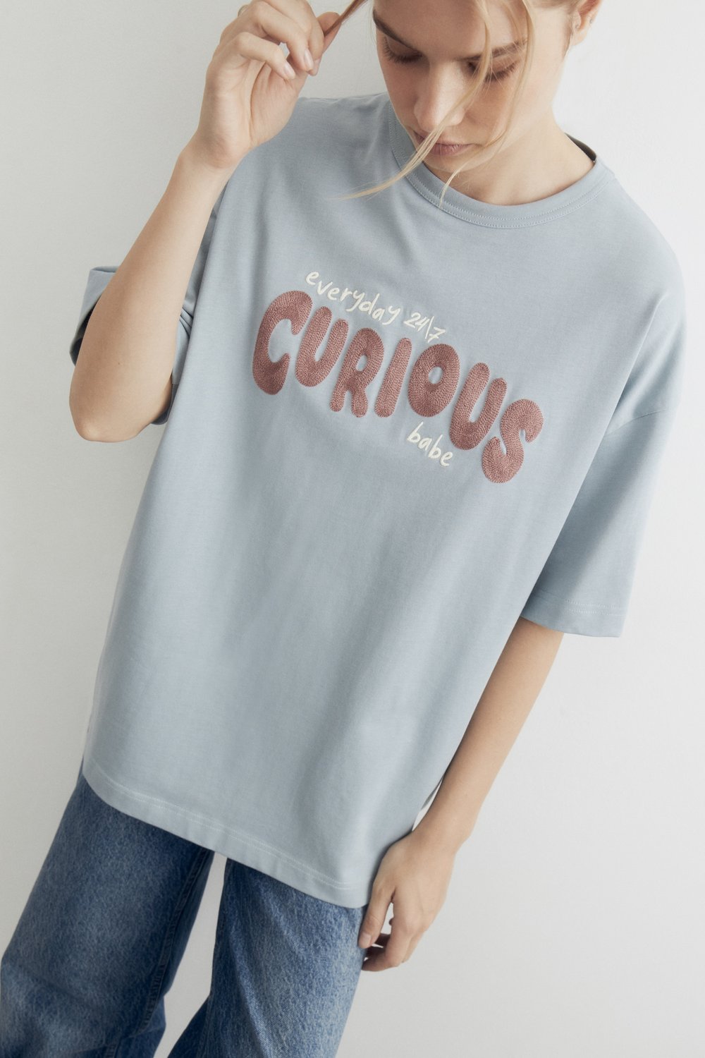 Футболка oversize с вышивкой