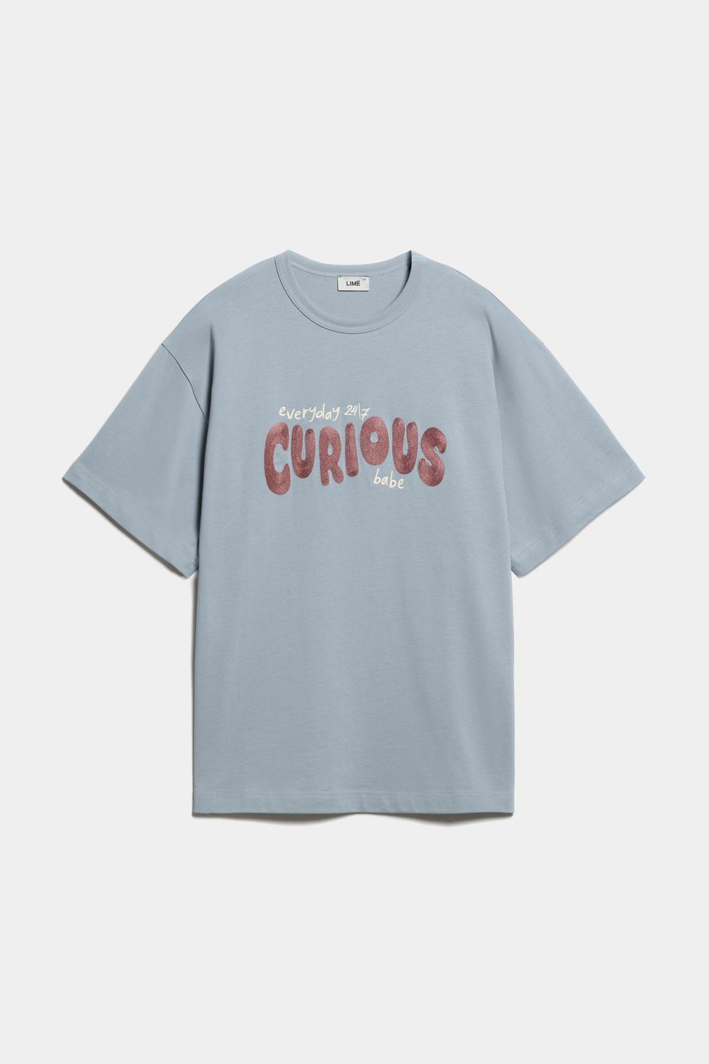 Футболка oversize с вышивкой