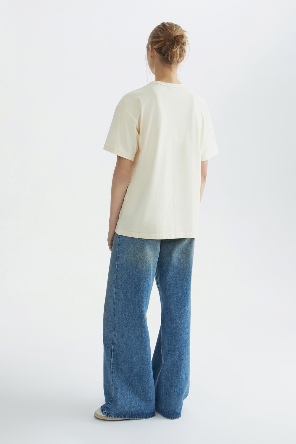 Футболка oversize с мягкой аппликацией