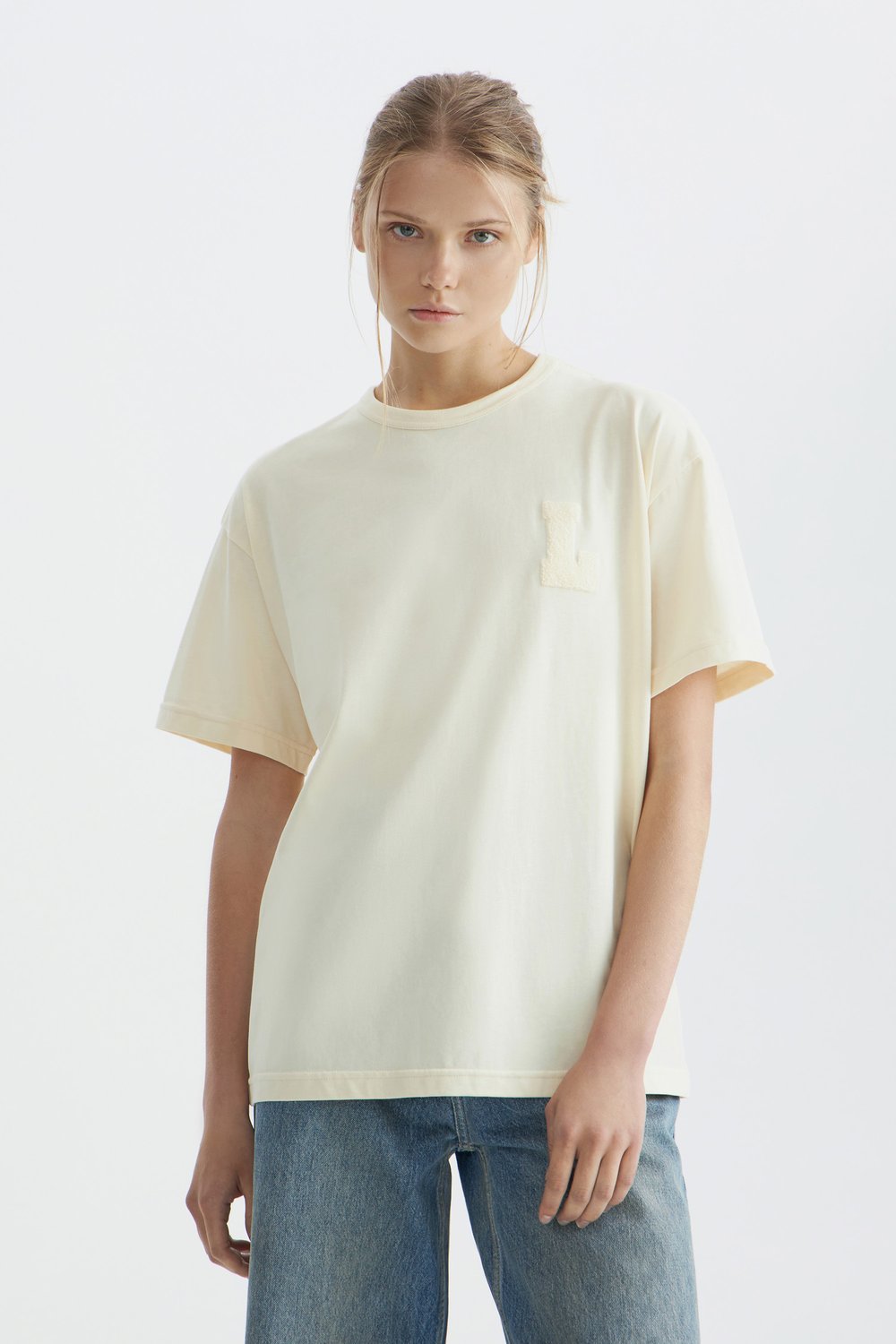 Футболка oversize с мягкой аппликацией