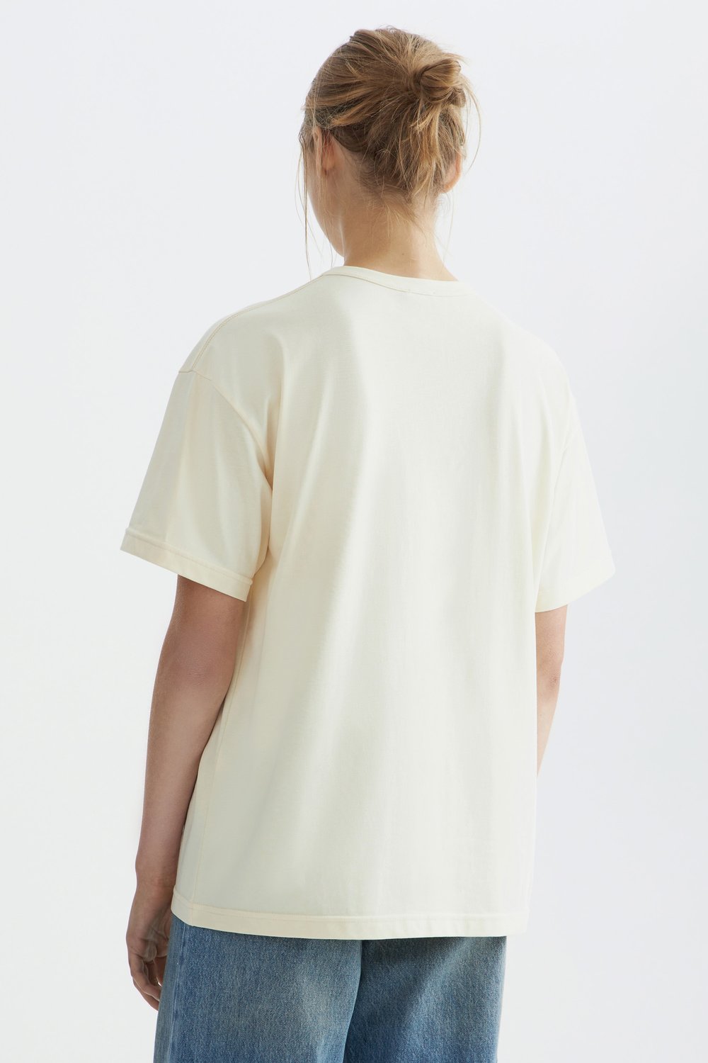 Футболка oversize с мягкой аппликацией