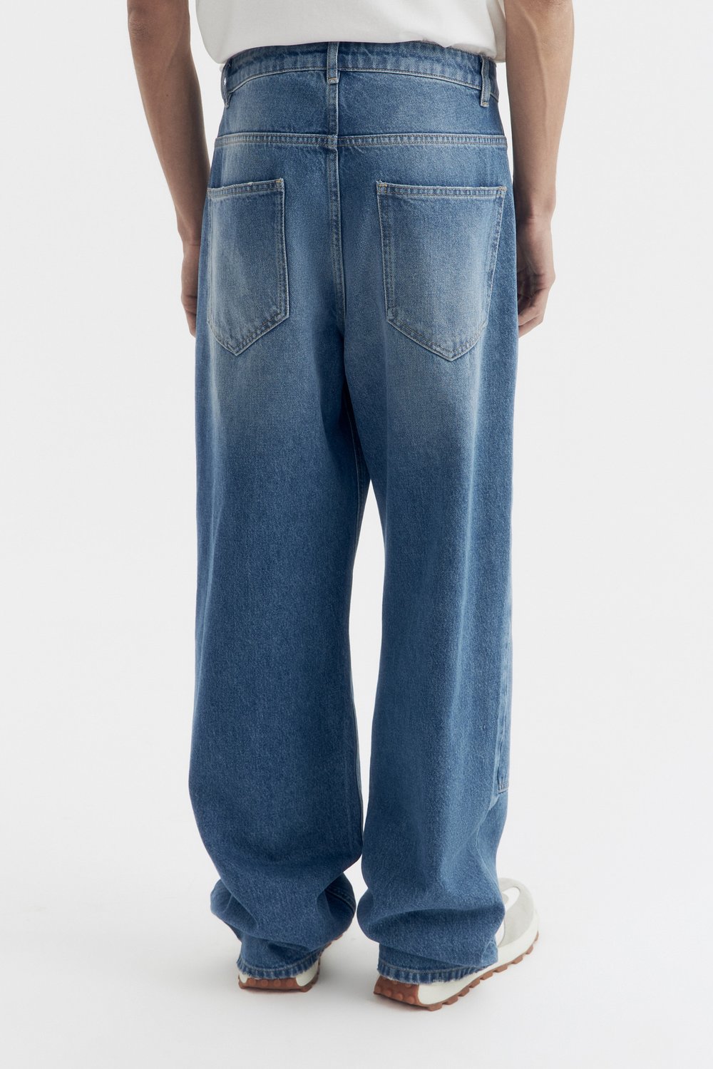 Джинсы baggy с высокой посадкой