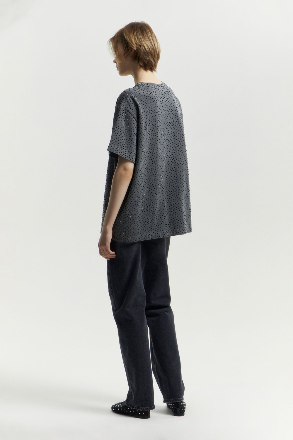 Футболка oversize с кристаллами