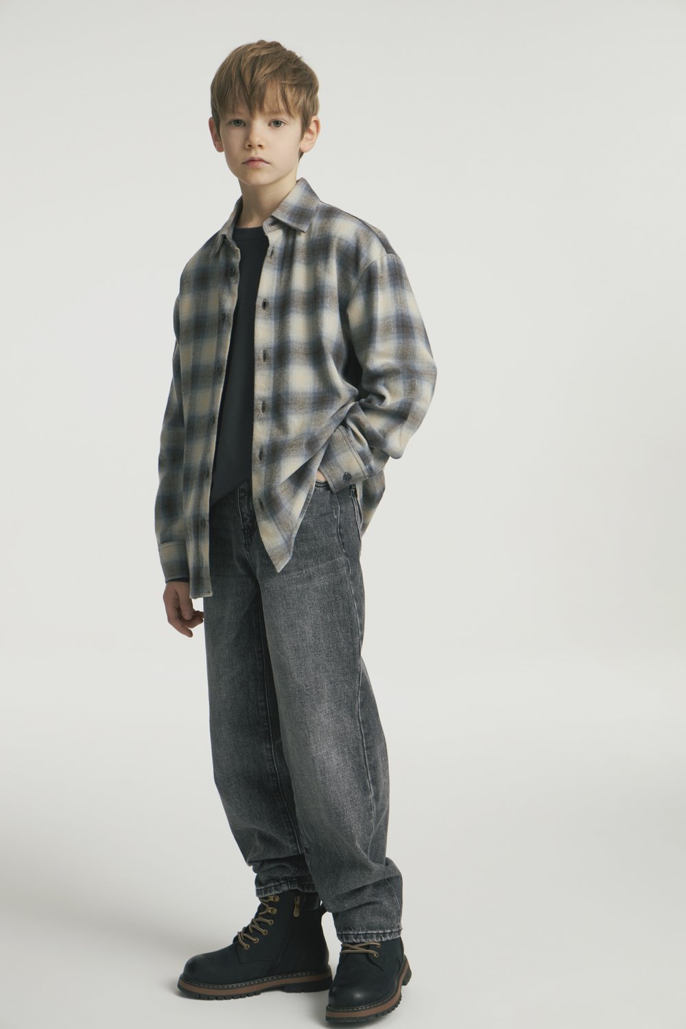 Джинсы baggy с эластичным поясом