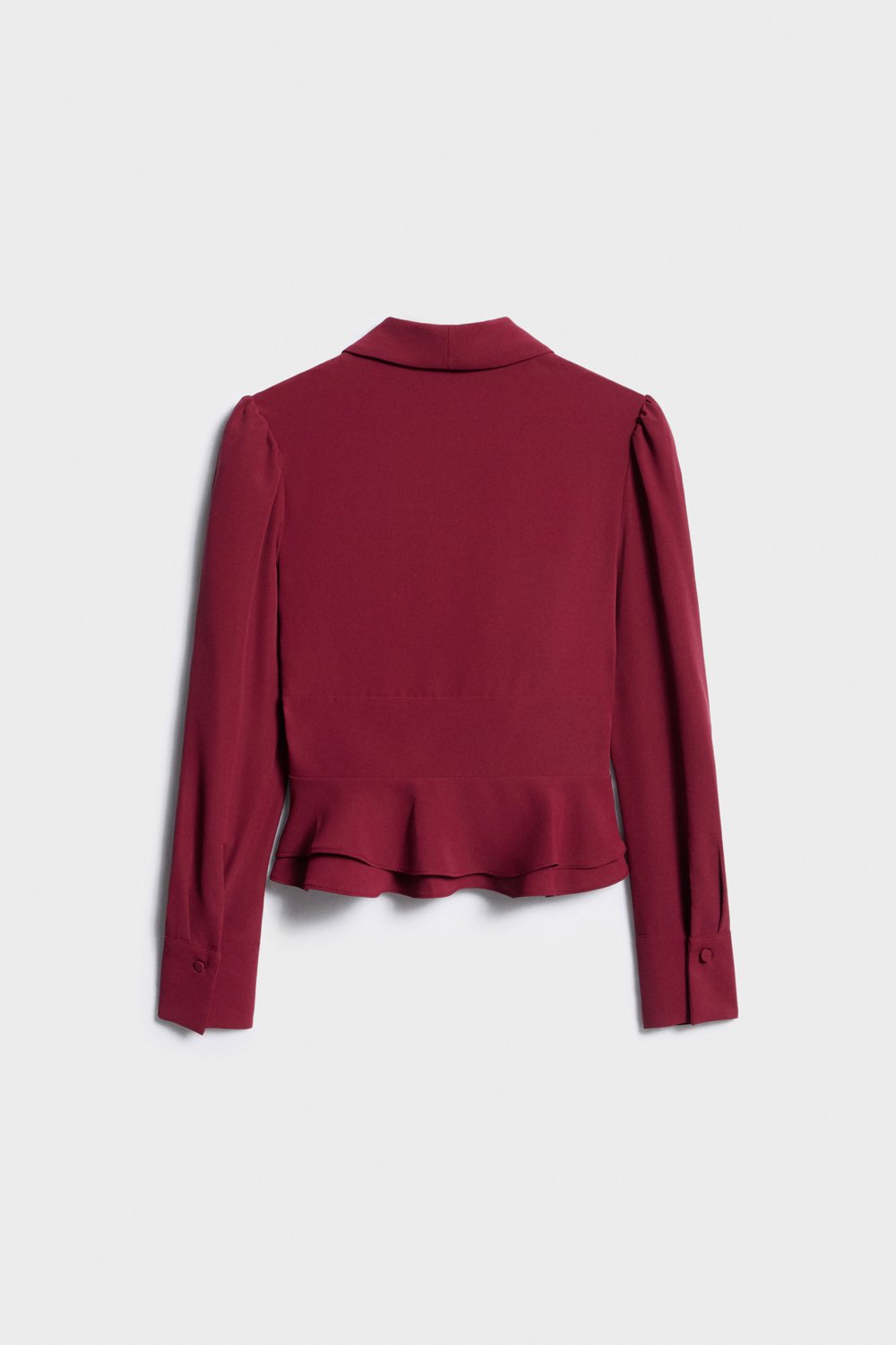 Приталенная блуза из твила