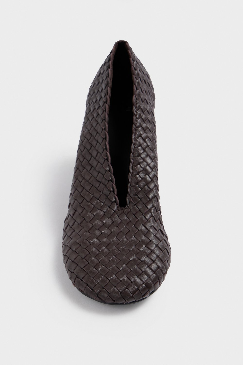 Плетеные туфли из овечьей кожи