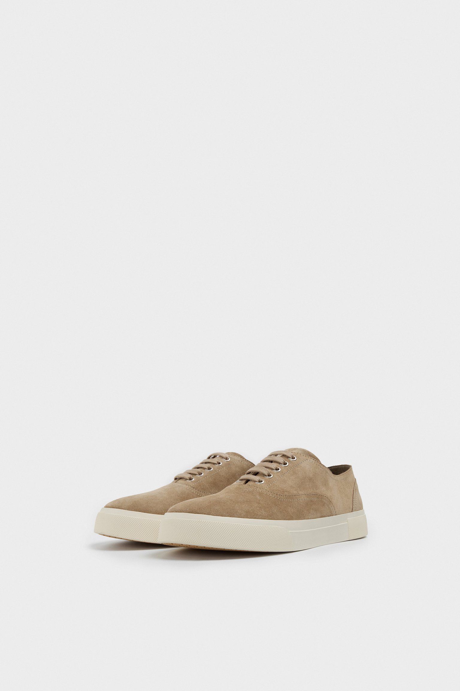Замшевые кеды