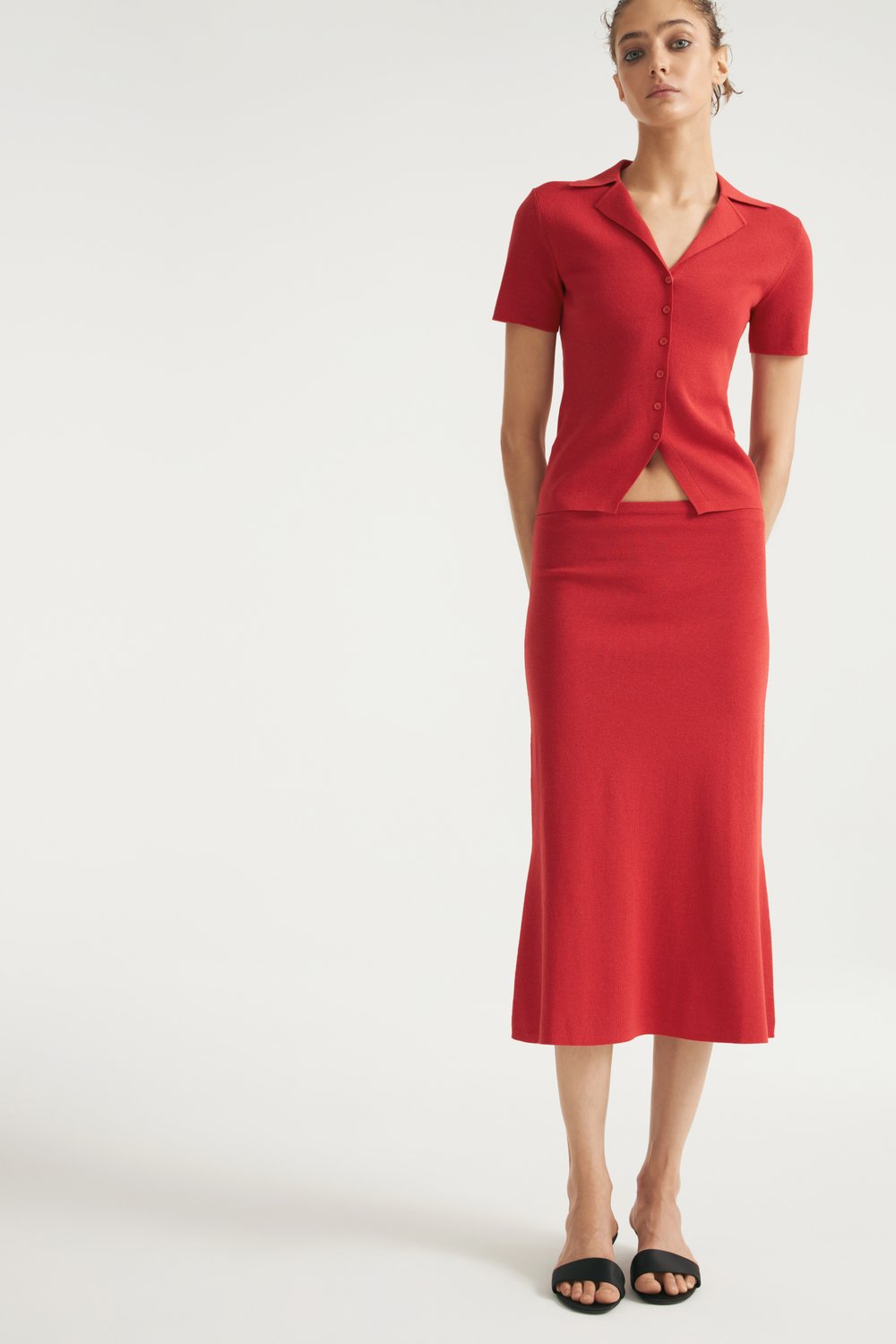 Базовая юбка из тонкого трикотажа
