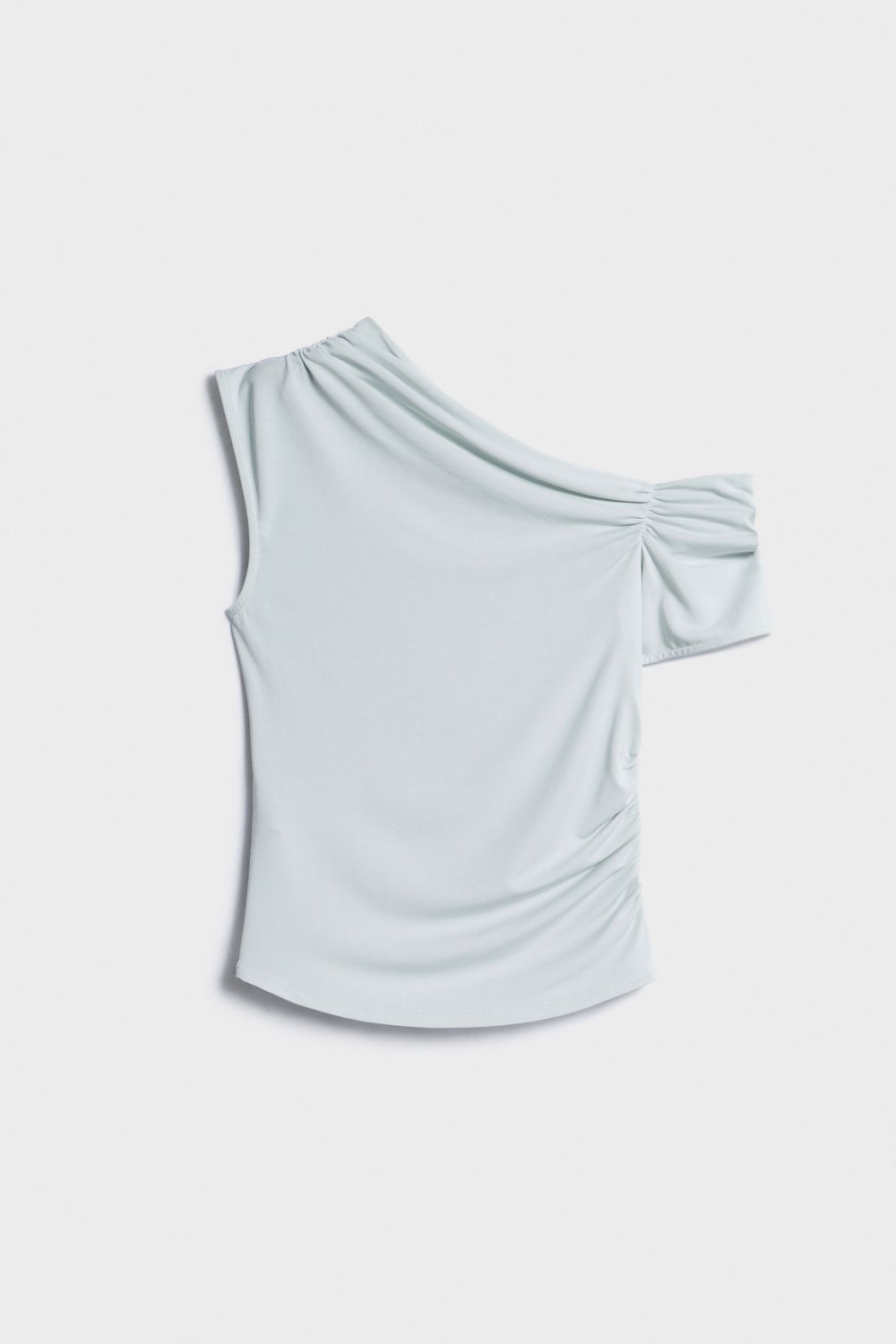 Асимметричный топ с драпировкой