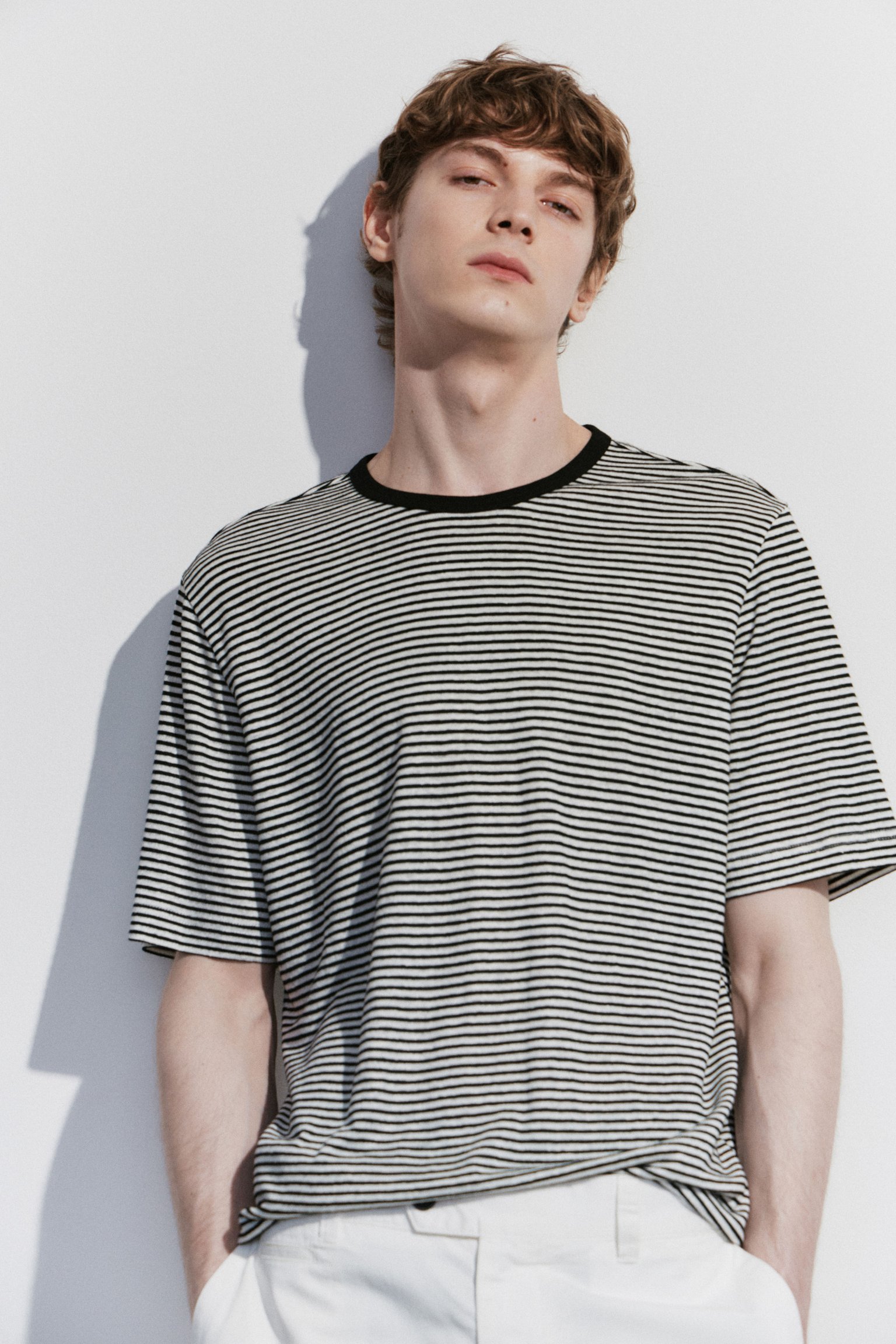 Футболка изо льна и хлопка в полоску